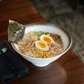 Koi Black Toriniku Ramen